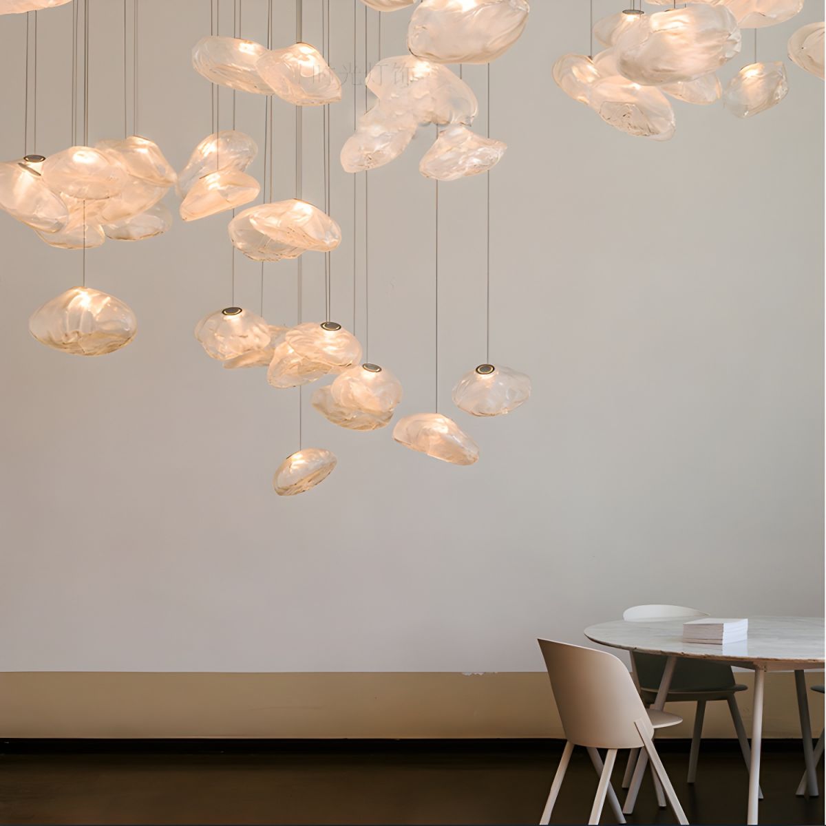 Suspension nordique en verre au Design nuage