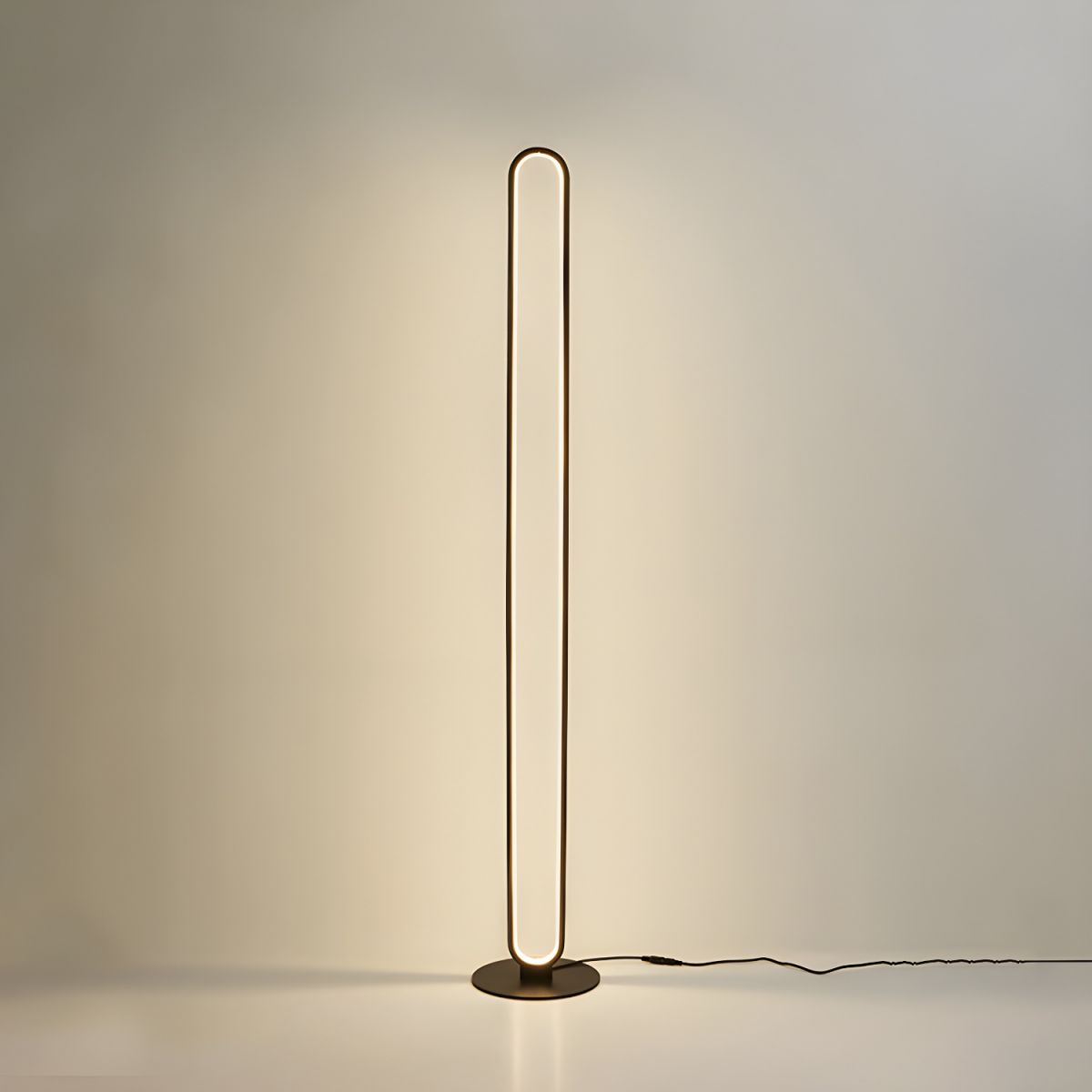 Minimalist Copper LED Floor Lamp for Nordic Home Decor