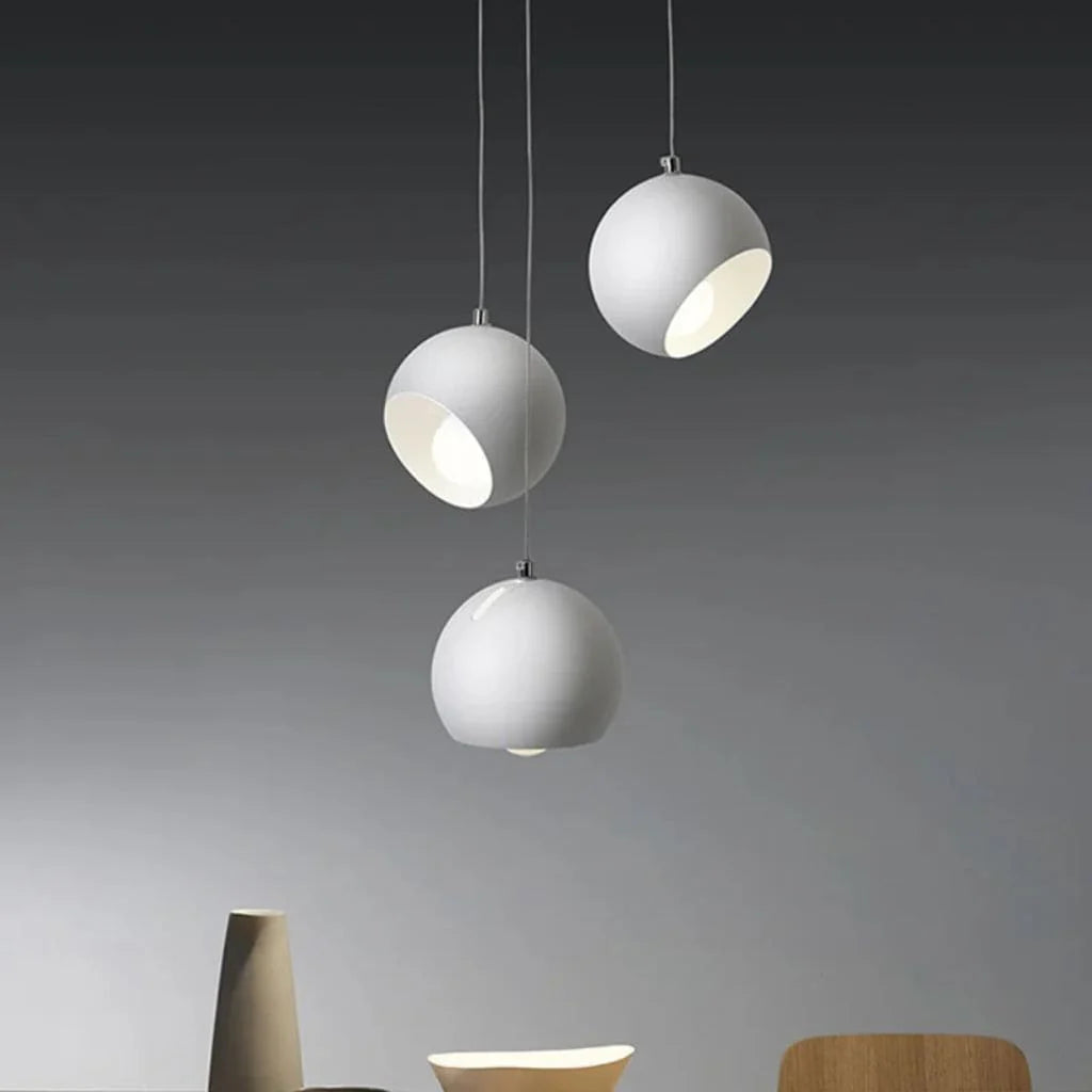 Suspension design à LED en forme de boule dirigeable colorée Hanging