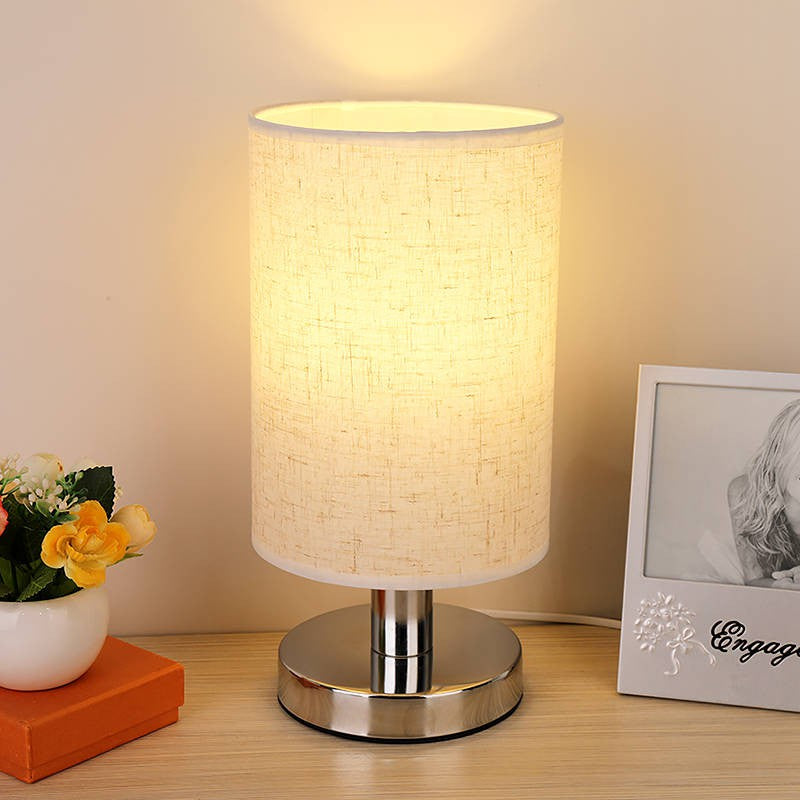 Lampe de chevet LED chromé avec abat-jour en tissu
