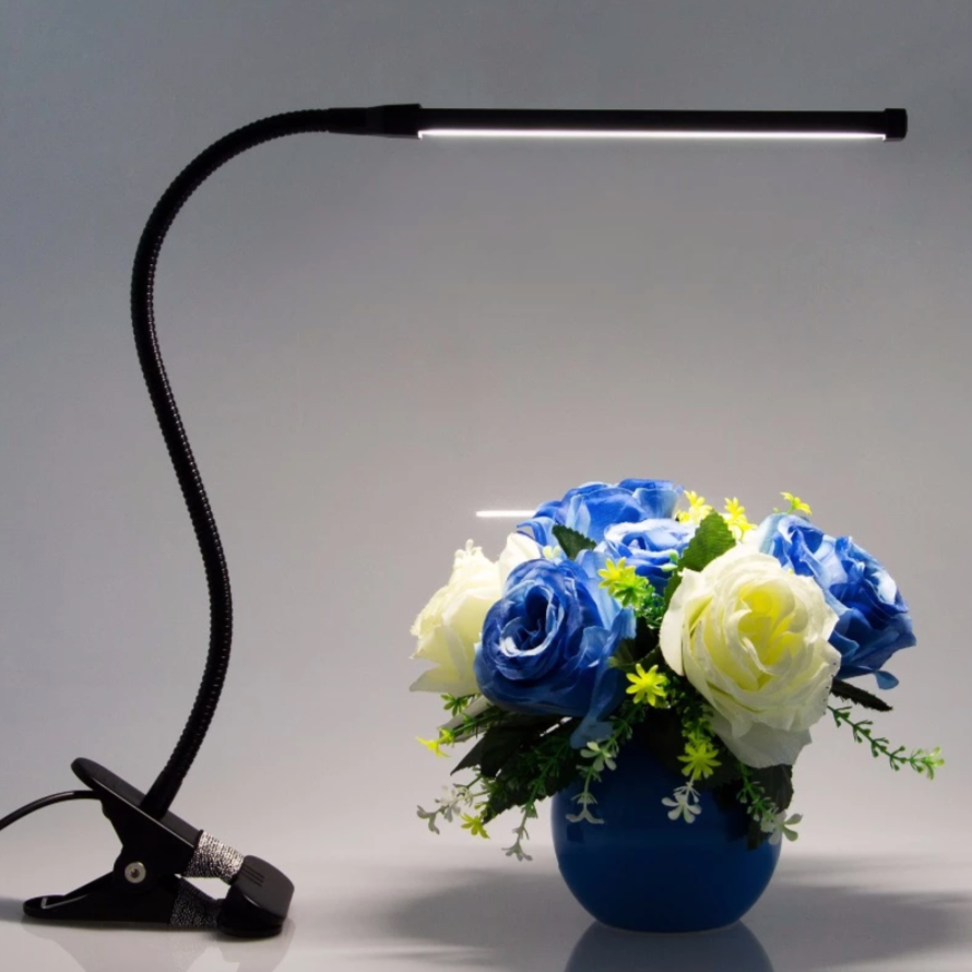 Lampe de bureau à pince en aluminium Modern USB
