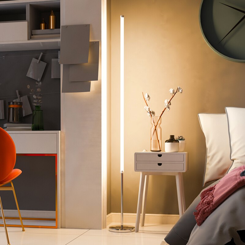 Gold Minimalist LED Floor Lamp - Modern Design