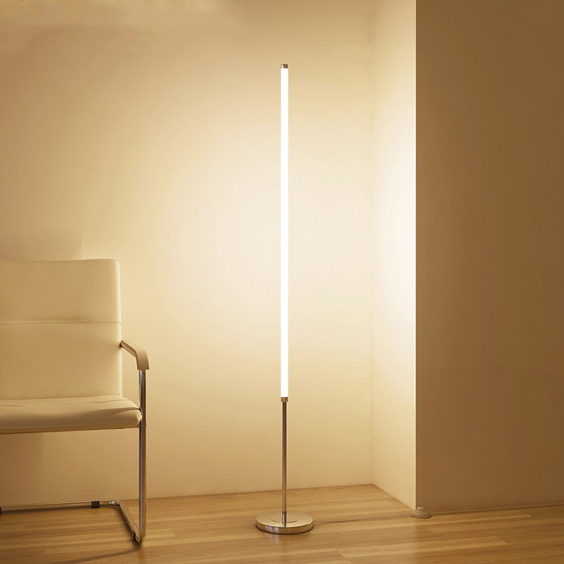 Gold Minimalist LED Floor Lamp - Modern Design