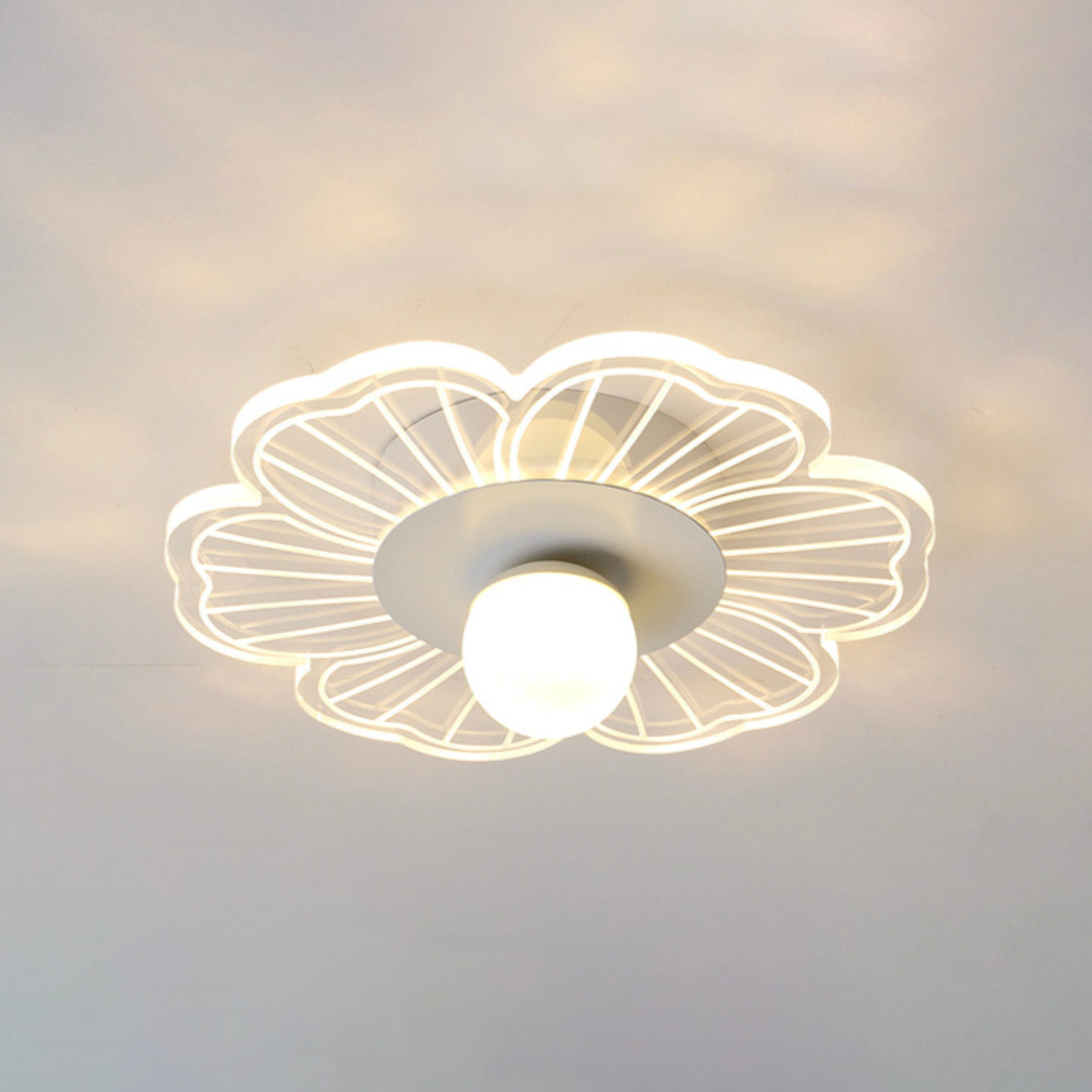 Modern LED Flower-Shaped Ceiling Light - Majesty