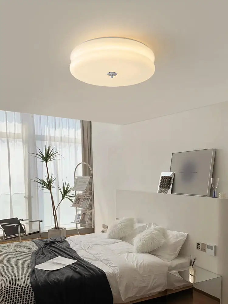 Modern Glass Ceiling Light - Vintage Style for Elegant Interiors