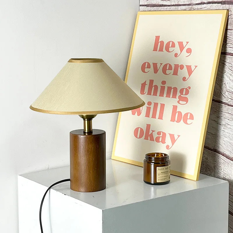 ZK50 Vintage Pleated Table Lamp - Wood Desk Lighting for Students