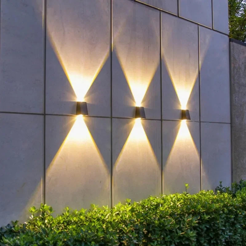 Outdoor LED Solar Wall Light