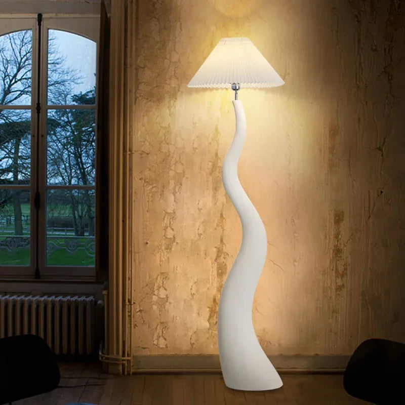 Curved Nordic Floor Lamp - Premium Mushroom Design