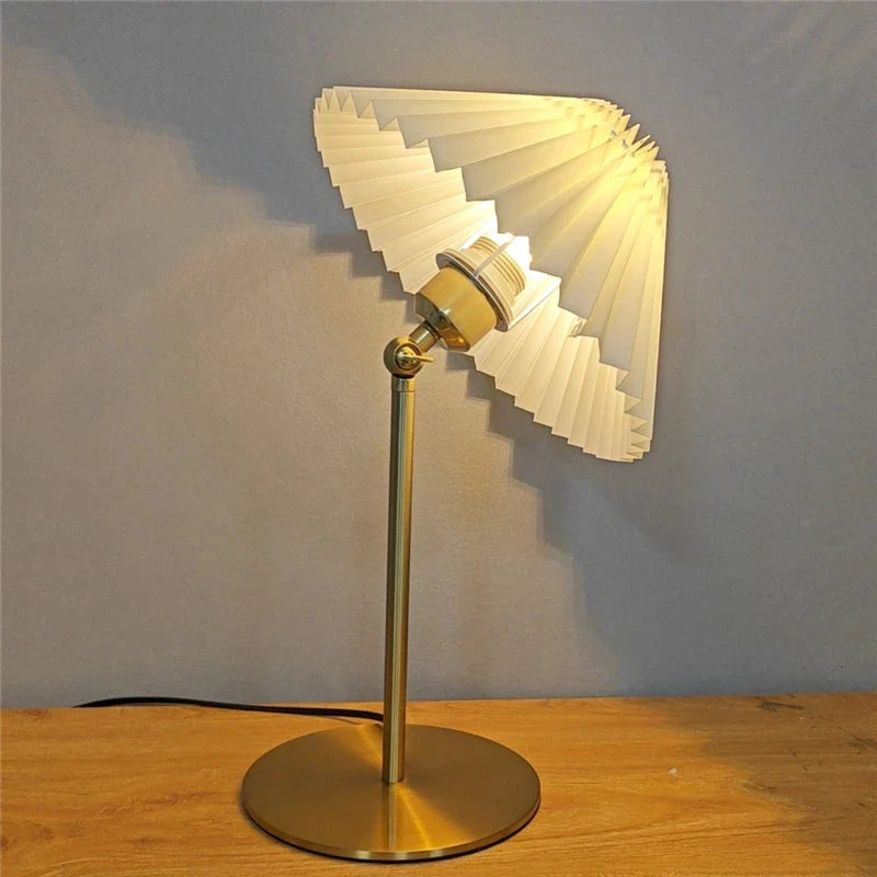 Retro Floor Lamp with Pleated Shade - Versatile Decorative Lighting