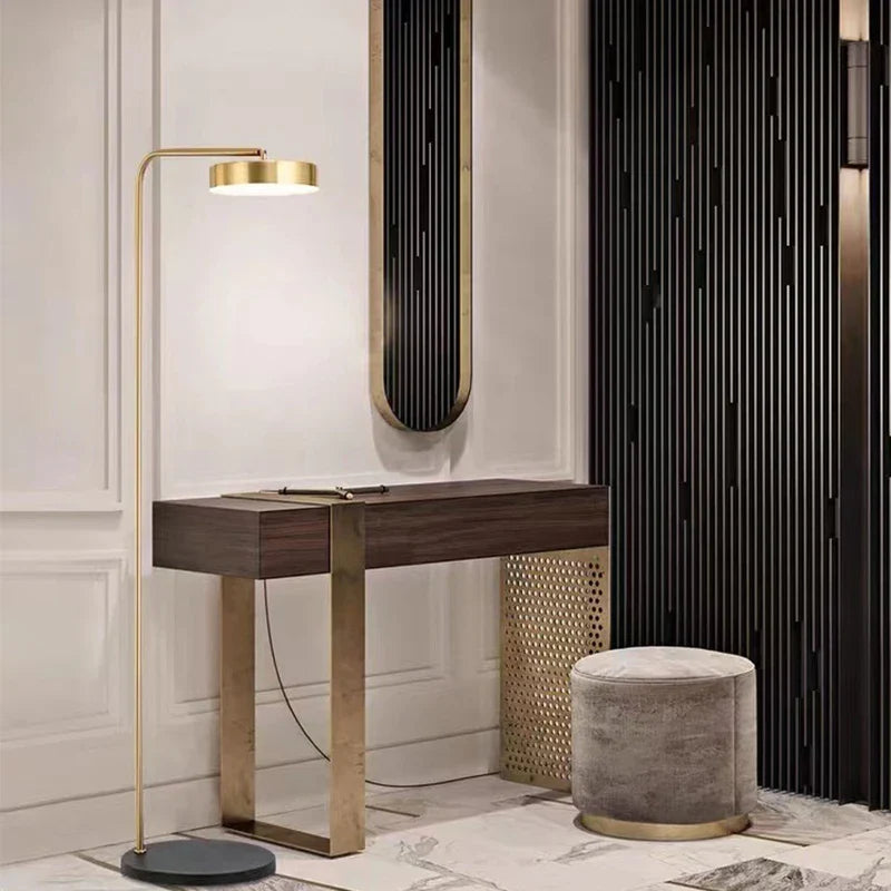 Minimalist Metal Floor Lamp for Stylish Home Decor