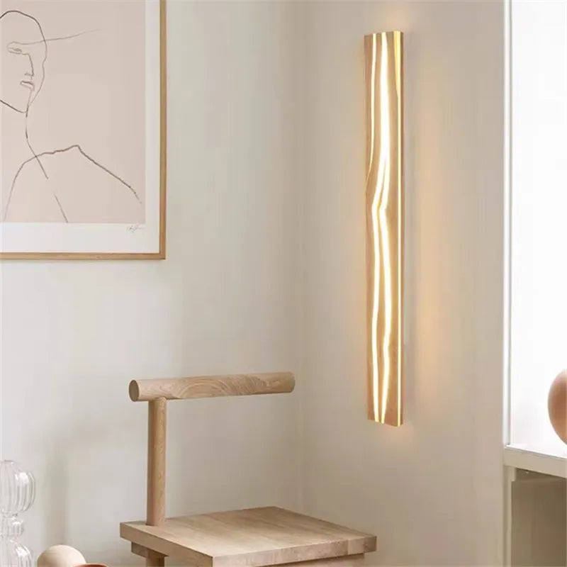 Scandinavian Cracked Wood Wall Sconce