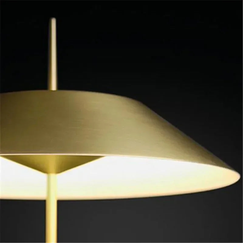 Creative Nordic Luxury Metal Table Lamp