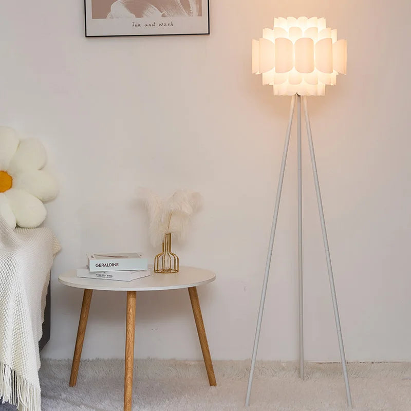 Modern and Elegant Floor Lamp for a Cozy Ambiance