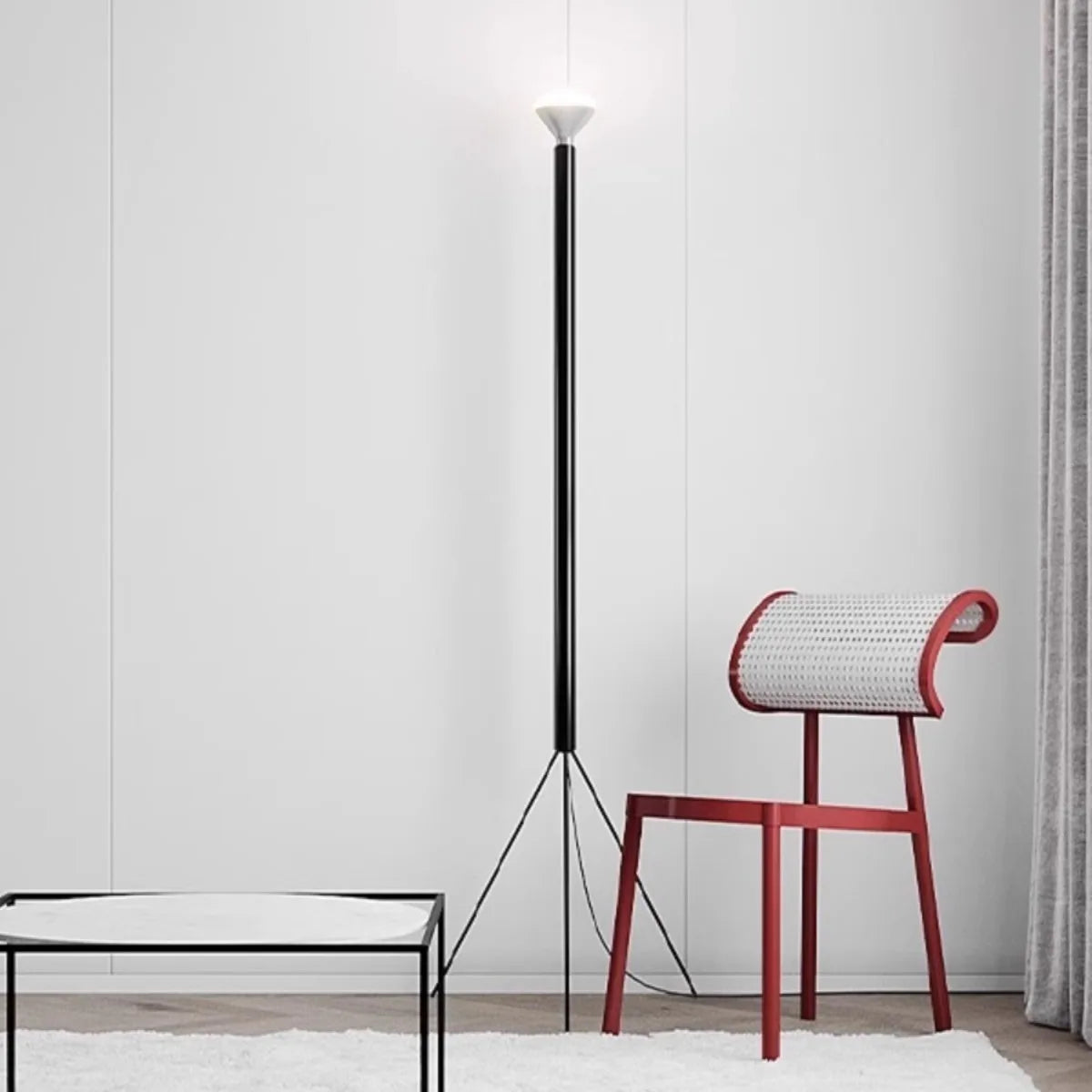 Artistic Italian Design Floor Lamp for an Elegant Interior