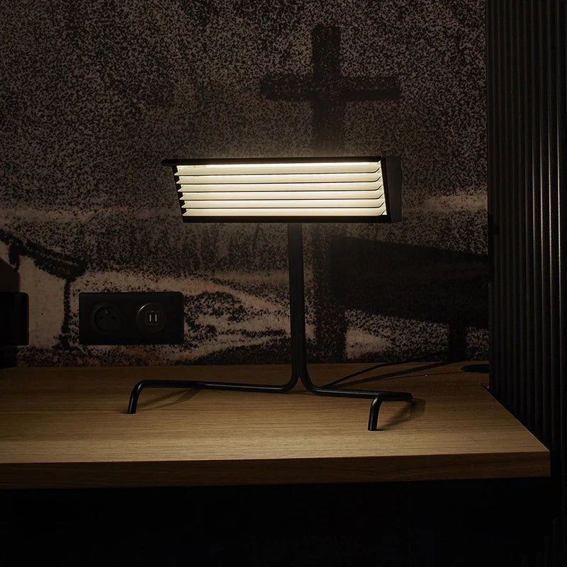 Modern Minimalist Nordic Retro Desk Lamp