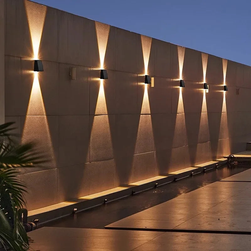 Outdoor LED Solar Wall Light