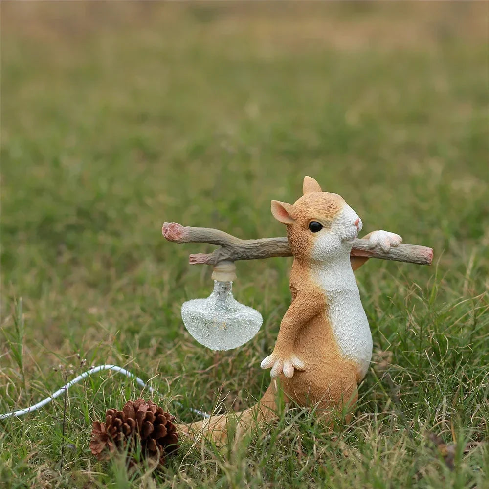 Smart Squirrel Mini Night Light - Decorative Bedside Lamp for Kids