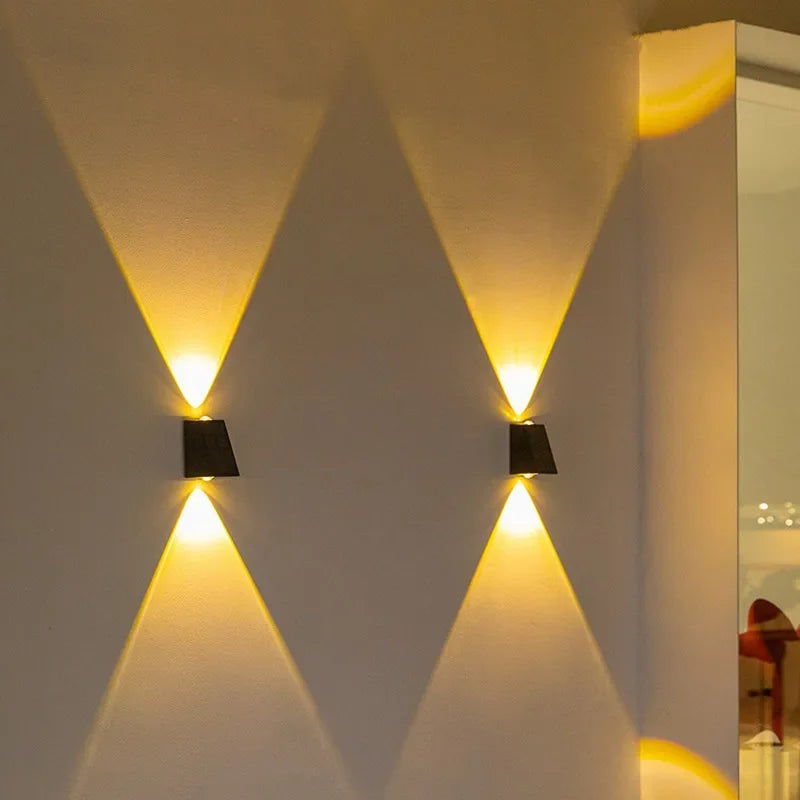 Outdoor LED Solar Wall Light