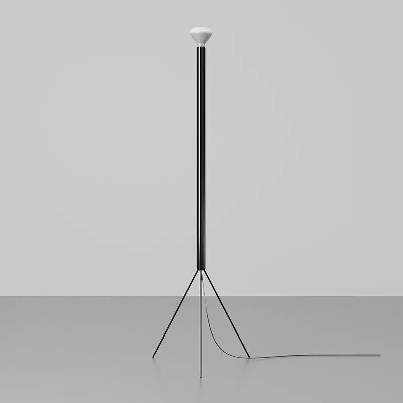 Artistic Italian Design Floor Lamp for an Elegant Interior
