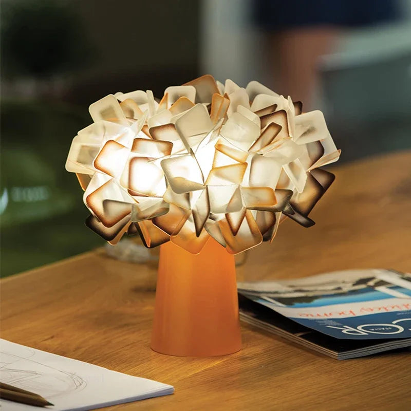 Modern Slamp Clizia Desk Lamp - PVC Flower Design