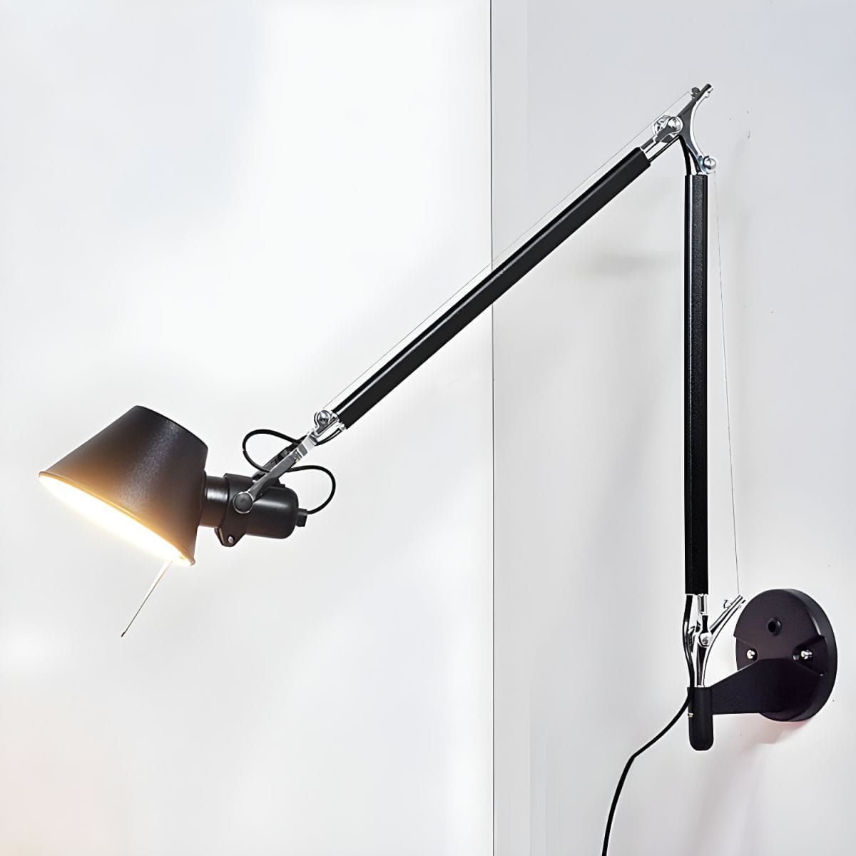 Adjustable Wall-Mounted Arm Lamp Black Norenza