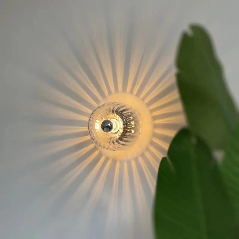 Bauhaus Glass Wall Sconce with Wall Effect Gold Norenza