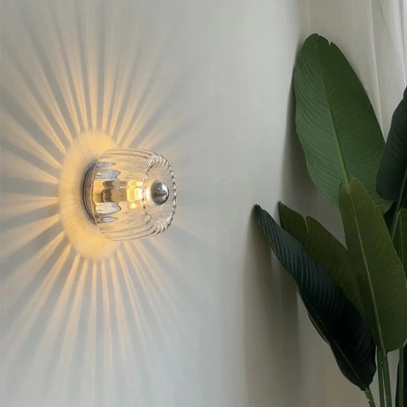 Bauhaus Glass Wall Sconce with Wall Effect Norenza