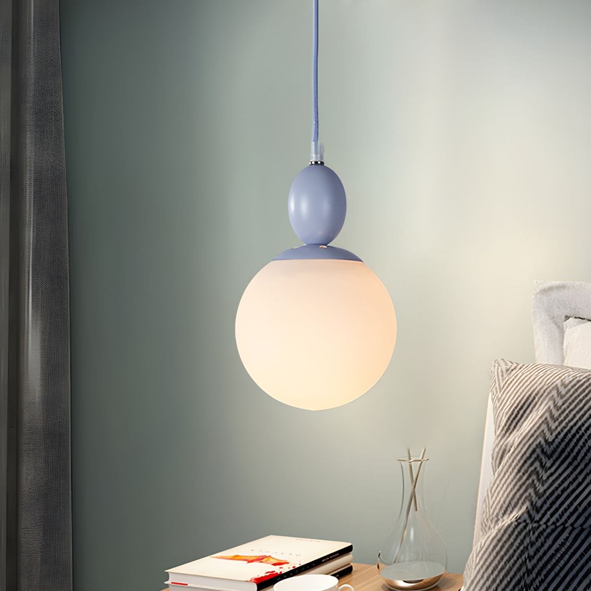 Colorful Suspension with Macaroon Norenza