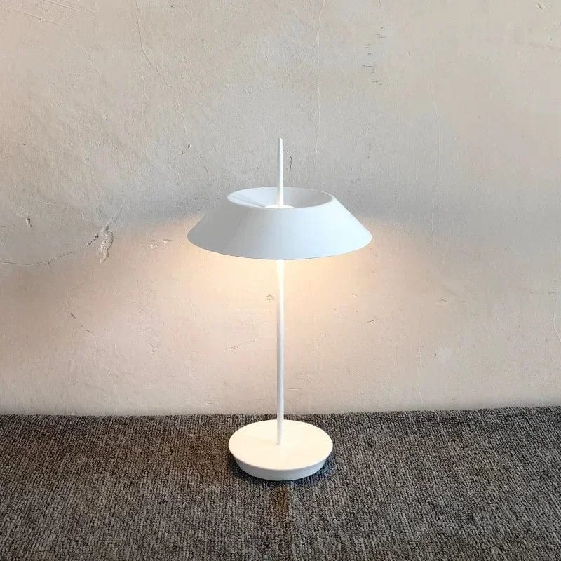 Creative Nordic Luxury Metal Table Lamp White Norenza