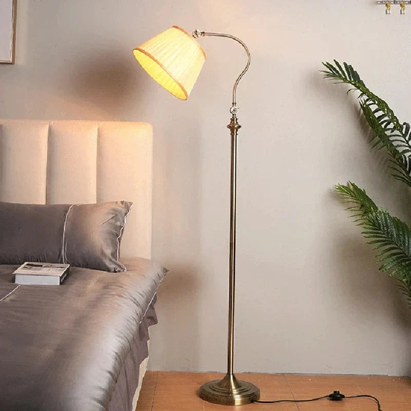 Creative Retro Iron Floor Lamp - Industrial Style for Modern Interiors Gold Norenza