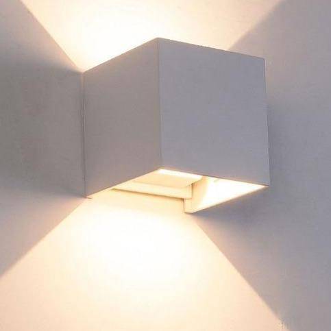 Cube Aluminum Wall Sconce for Hallway White Norenza