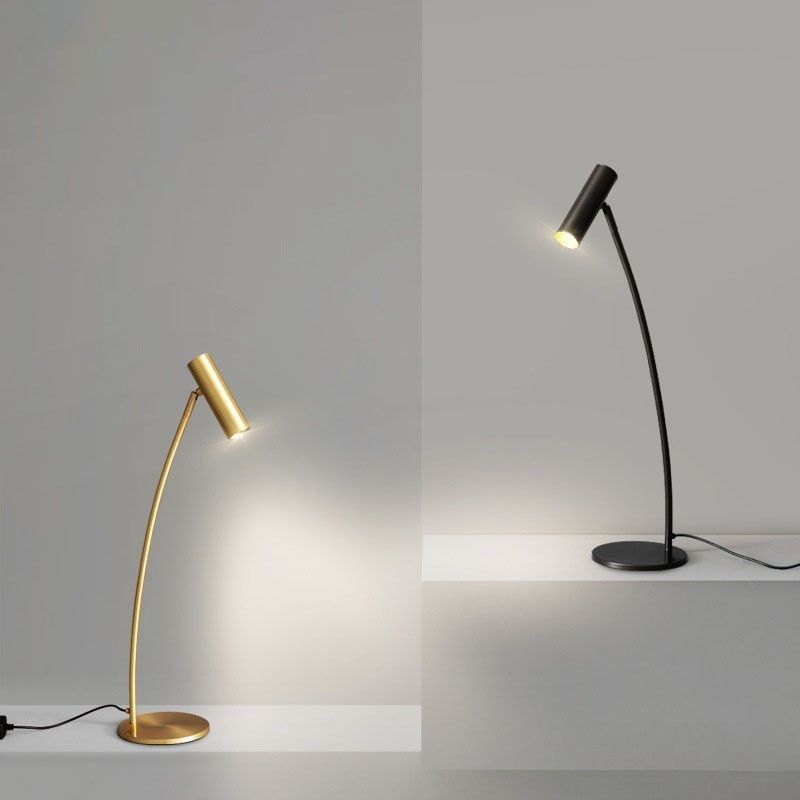 lampe de bureau minimaliste en cuivre pour lecture et décoration