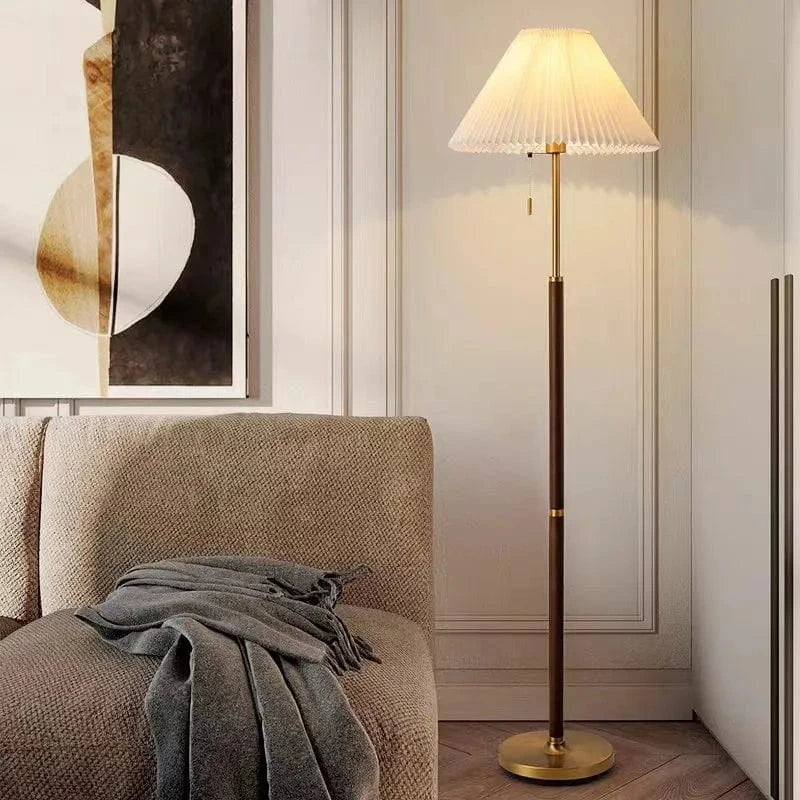 Elegant Vintage Wooden Floor Lamp with Pleated Fabric Norenza