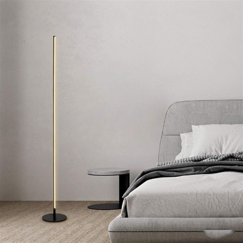 Lucien Minimalist LED Floor Lamp