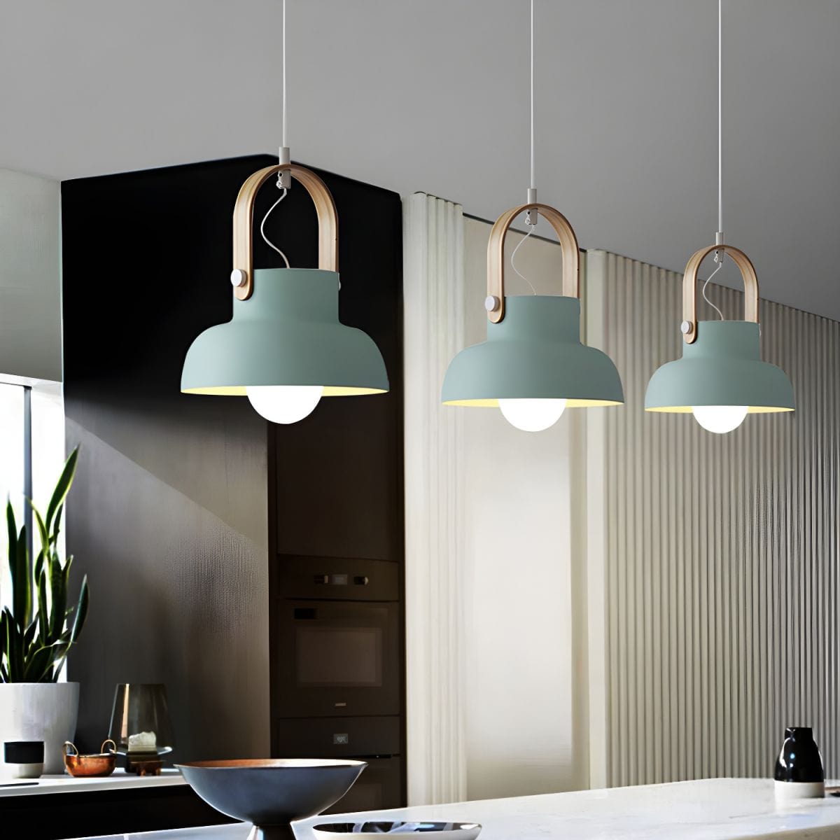 Industrial-Style Metal Pendant Light with Wooden Handle Norenza