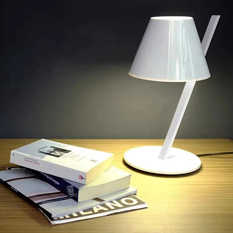 Italian Modern Desk Lamp for Contemporary Interiors Norenza