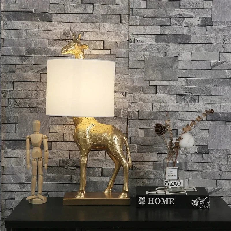 lampe de bureau design moderne girafe en résine éclairage créatif Norenza
