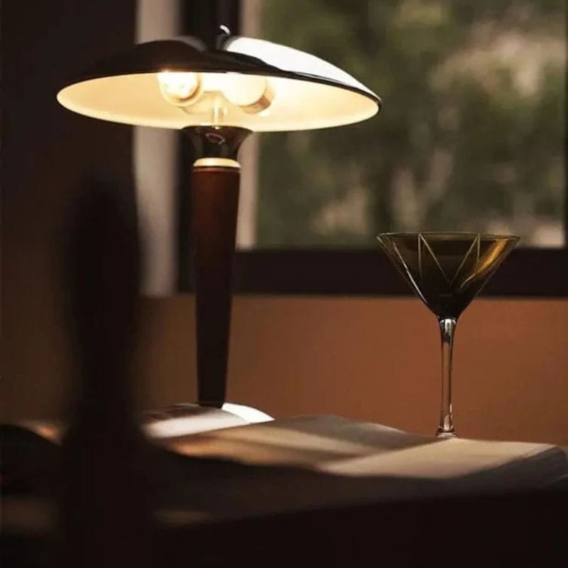 Mid-Century Wood and Metal Table Lamp – Retro Modern Design Norenza