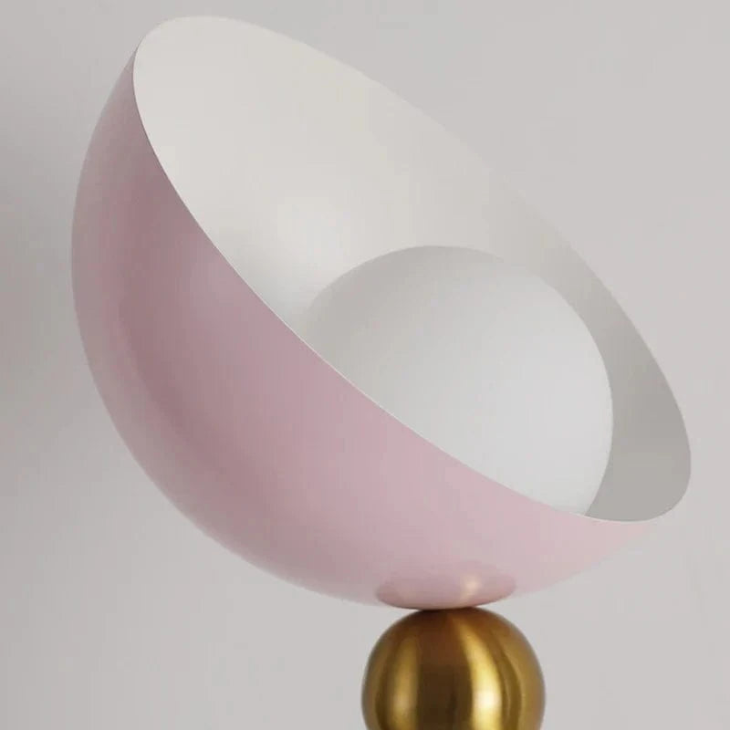 Minimalist Nightstand Lamp for a Modern and Elegant Interior Norenza