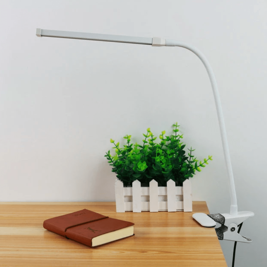 Modern Aluminum Clip-On Desk Lamp with USB White Norenza