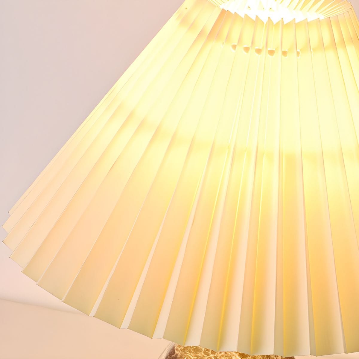 Modern Ceramic Nightstand Lamp for Office & Creative Nightlight Norenza