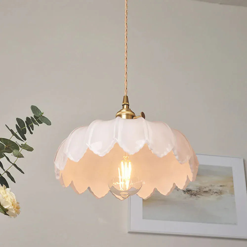 Modern Glass Pendant Light with Brass Details Norenza