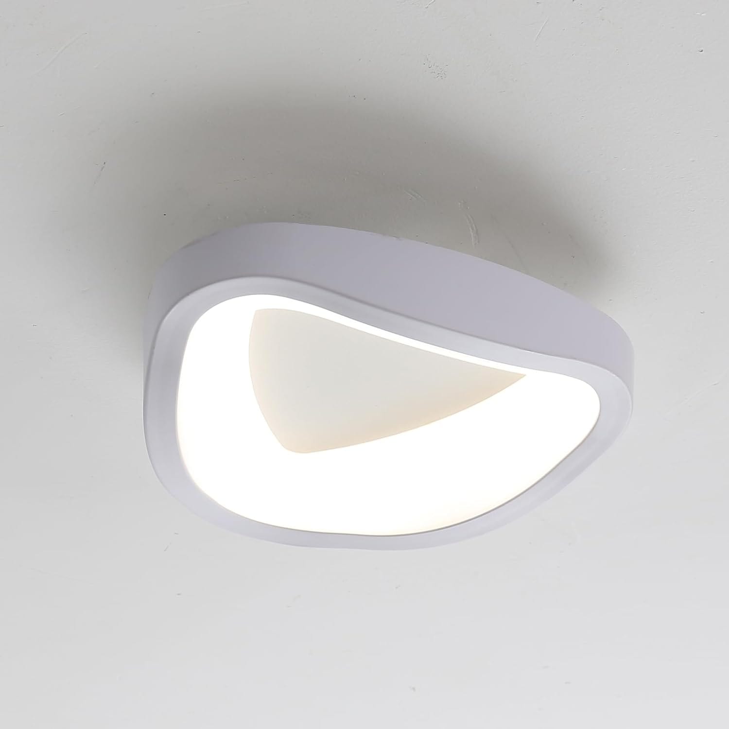 Modern LED Ceiling Lights for Bright Indoor Decor White Norenza