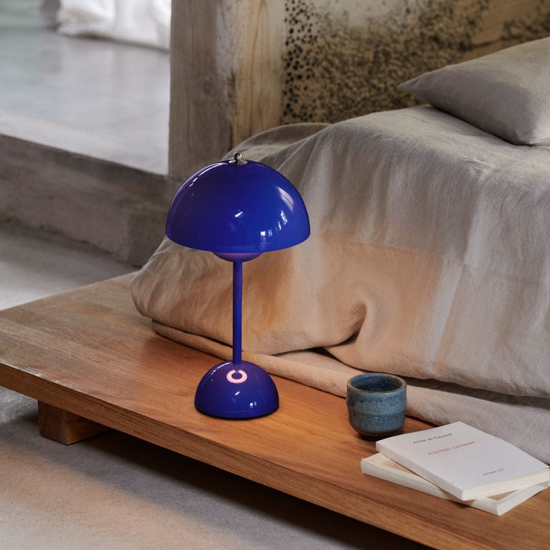 Modern LED Desk Lamp in Colorful Metal with Round Shade Norenza
