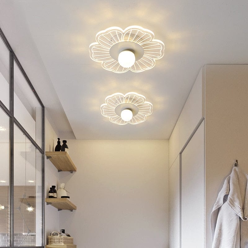 Modern LED Flower-Shaped Ceiling Light - Majesty Norenza