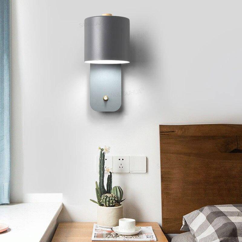 Modern Round LED Wall Sconce in Metal and Wood - Nordic Design Norenza