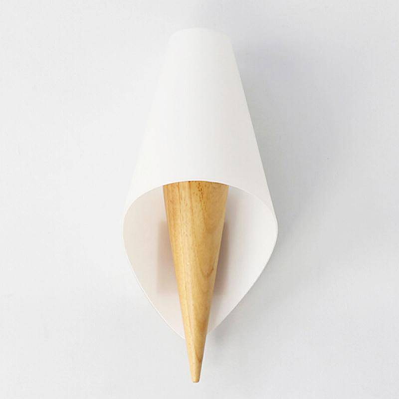 Modern Round Wood and Glass Wall Sconce Norenza