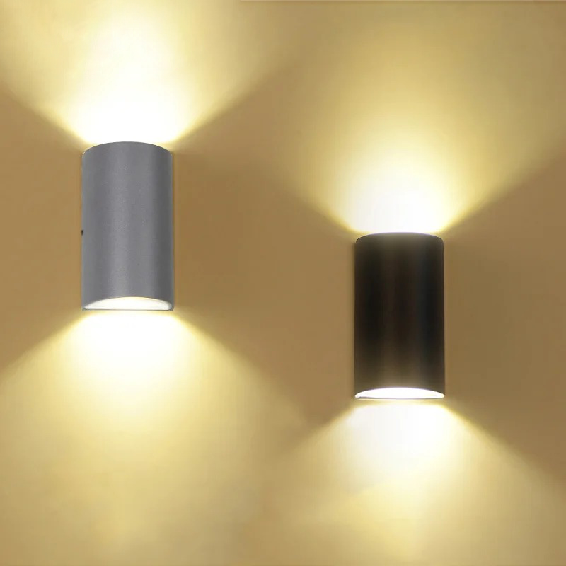 Round Design LED Outdoor Wall Sconce in Aluminum