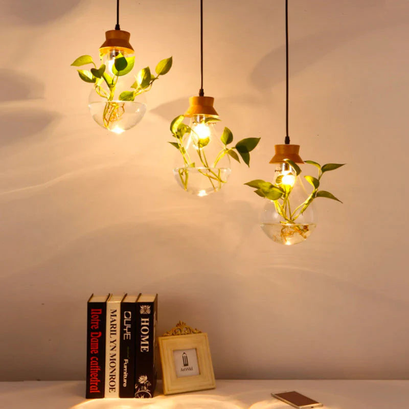 Suspension bocal en verre à fleur et support en bois
