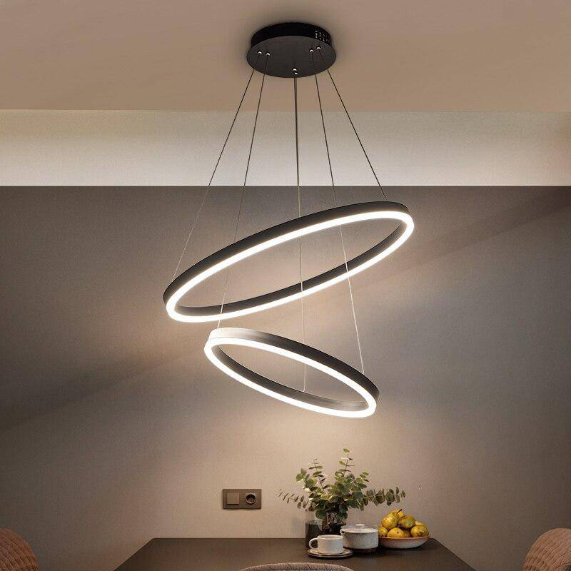 Intertwined Circle Design Chandelier